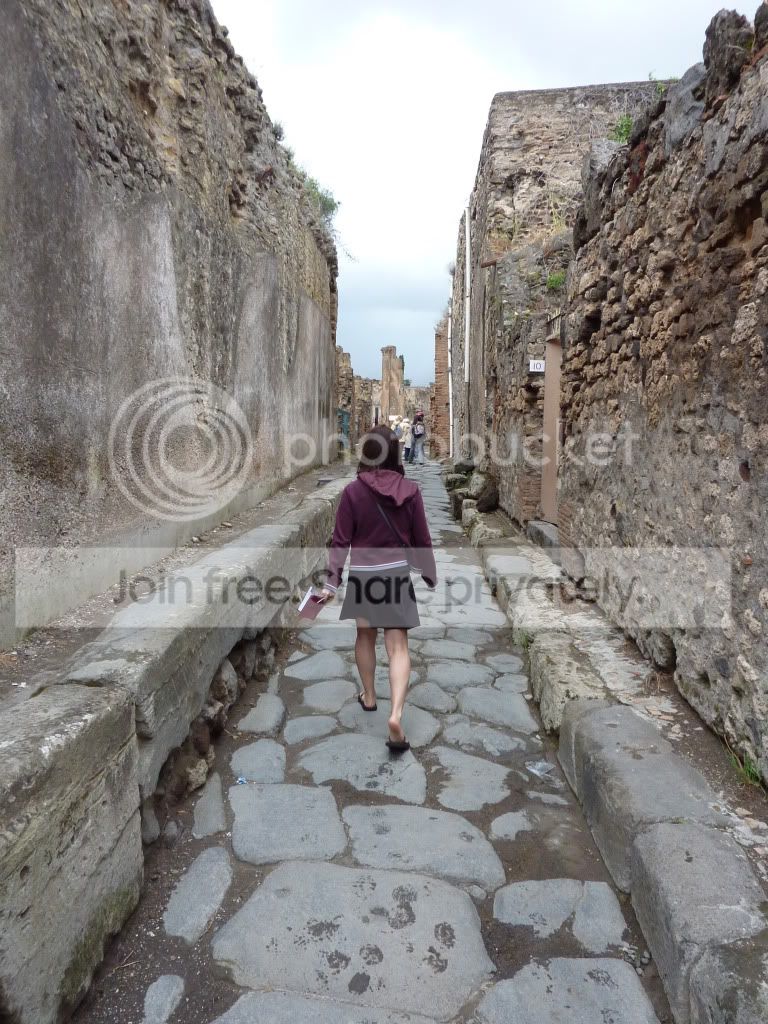Street in Pompeii photo 134.jpg