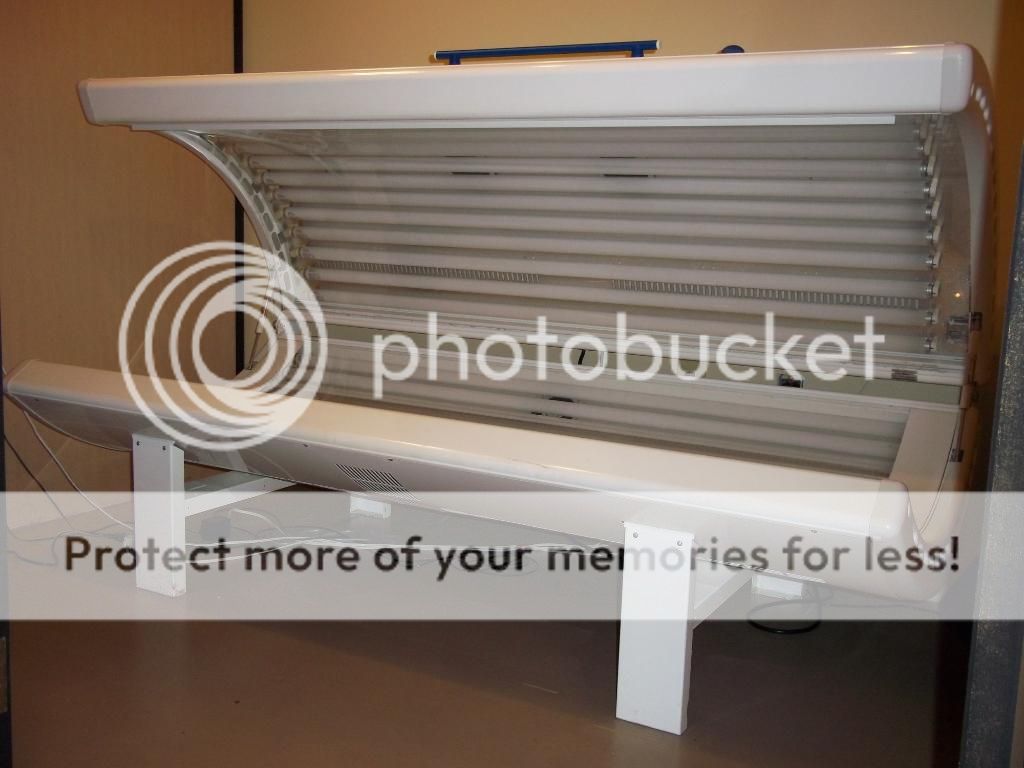 Dr. Kern Tanning Bed Commercial 29 Lamp 20 Minute Exc Cond Must Sell NO