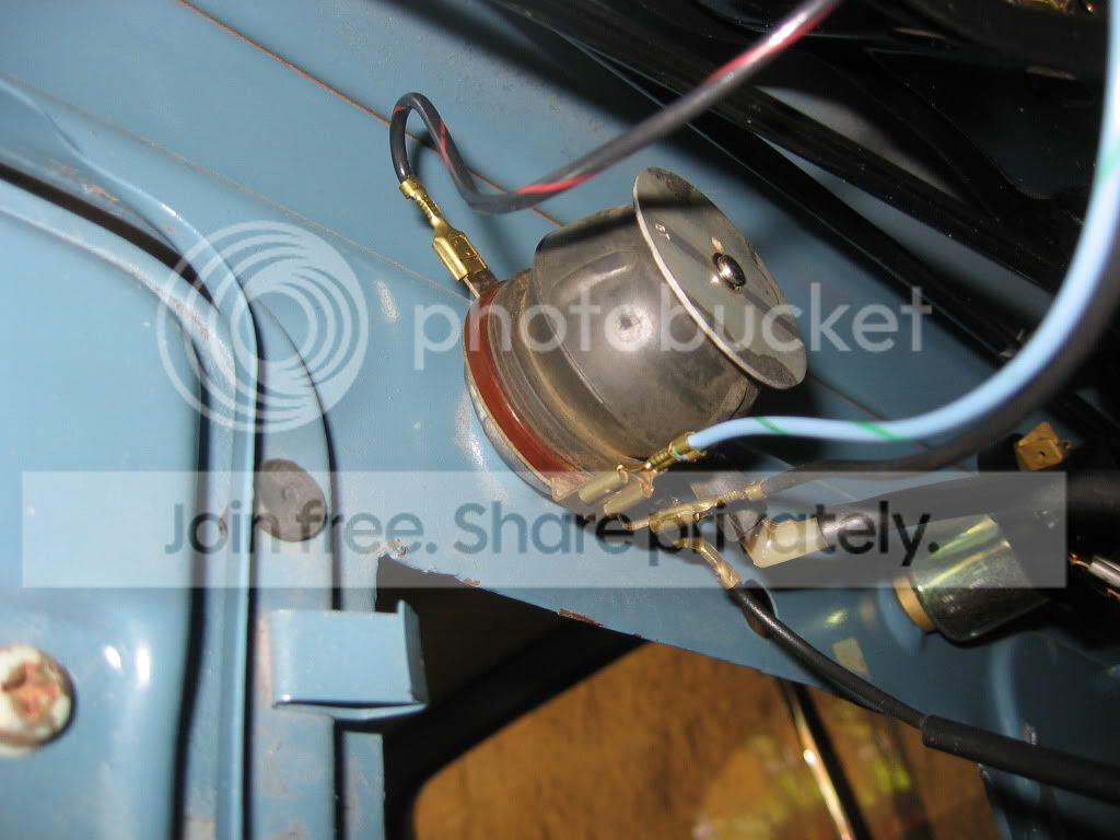 2011056-2.jpg